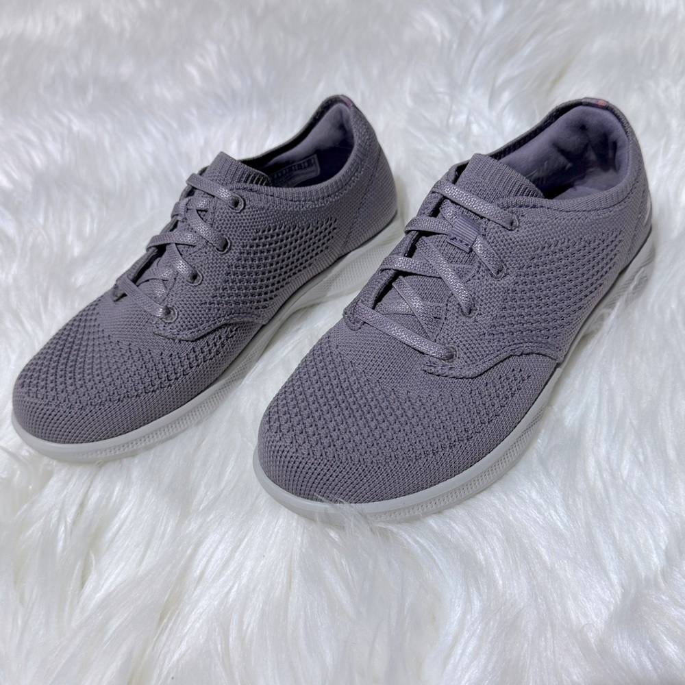 Sketchers Goga mat gen5 purple running shoes size 5